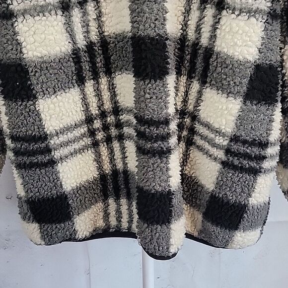 Home Free Plaid Fleece Pullover in Black and Cream Women's Size 2X - Picture 3 of 10